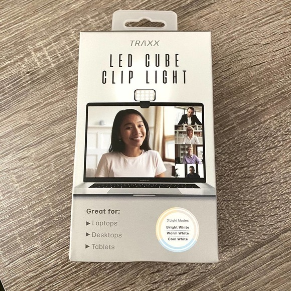 TRAXX LED Cube Clip Light for Laptop - Picture 1 of 5
